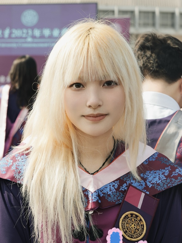  Yuhan Zou
