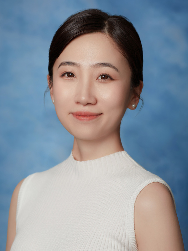  Xinye Zou